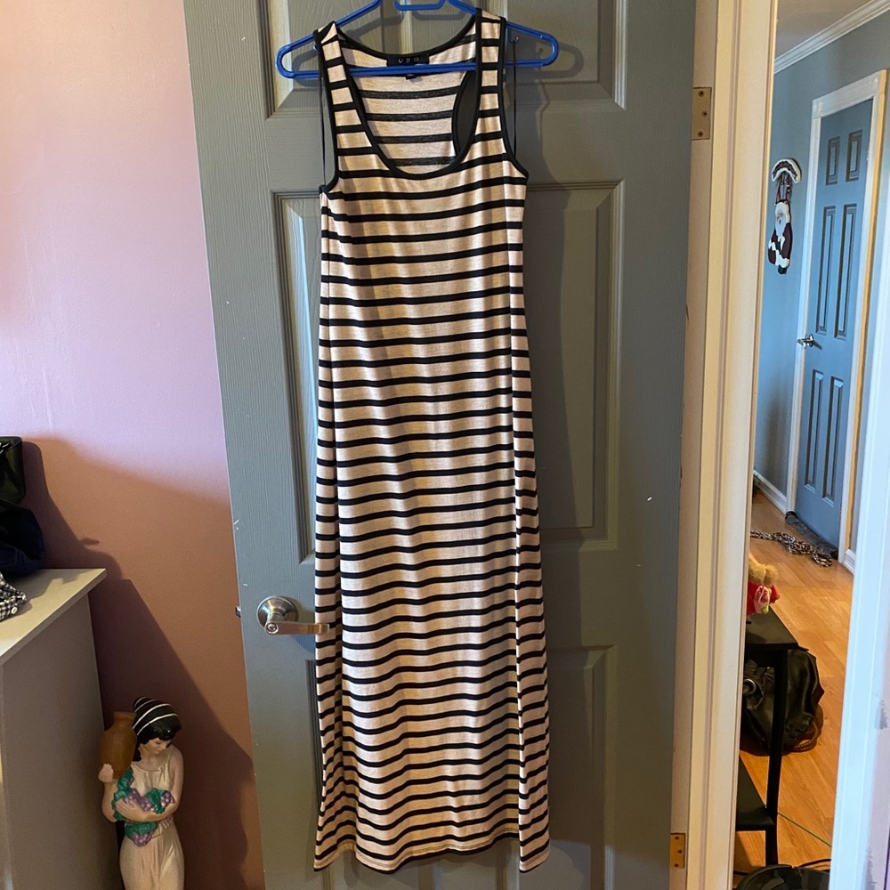 U2B Maxi dress